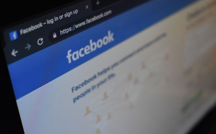 Una dintre cele mai mari bănci din România își șterge toate conturile de pe Facebook. Care este motivul Una Dintre Cele Mai Mari Banci Din Romania Isi Sterge Toate Conturile De Pe Facebook Care Este Motivul
