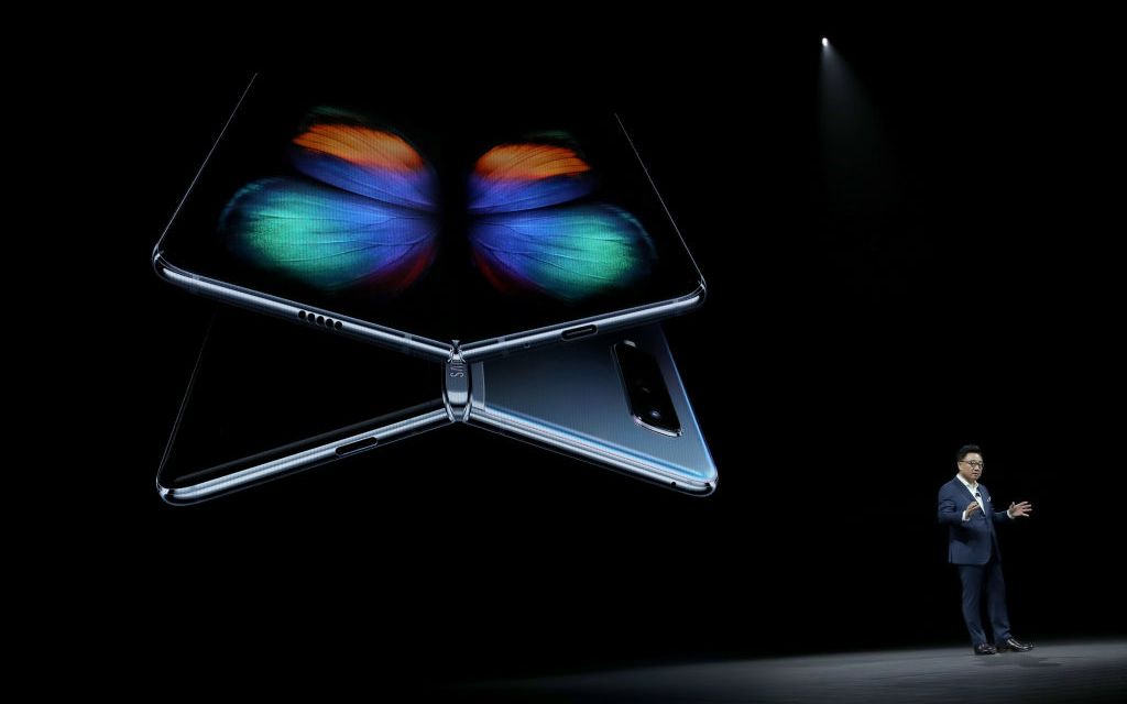 Mesajul Neasteptat Primit De La Samsung De Toti Cei Care Au Precomandat Un Galaxy Fold