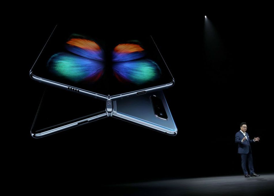Mesajul Neasteptat Primit De La Samsung De Toti Cei Care Au Precomandat Un Galaxy Fold