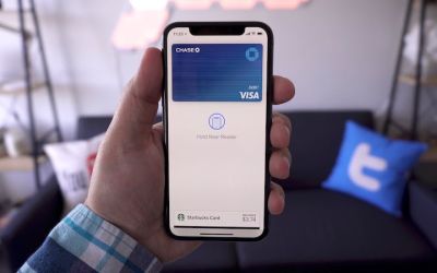 Veste importantă pentru utilizatorii de iPhone din România. Când va fi lansat Apple Pay