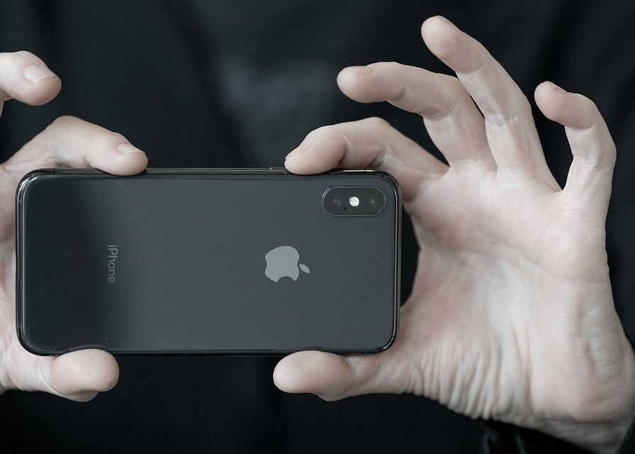 Apple vrea să lanseze patru modele de iPhone, inclusiv unul mai accesibil Apple Vrea Sa Lanseze Patru Modele De Iphone