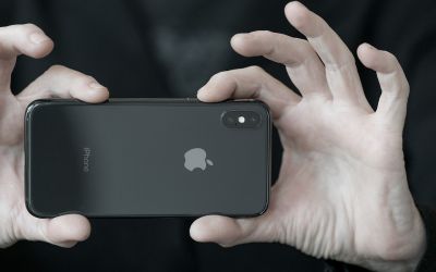 Apple vrea să lanseze patru modele de iPhone, inclusiv unul mai accesibil