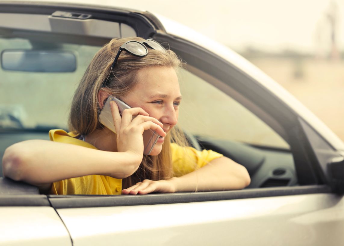 P 5 Semne Ca Trebuie Sa Iti Cumperi Un Telefon Nou
