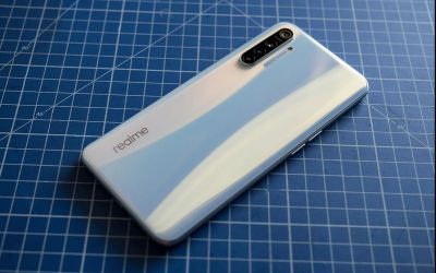 Cum arată primul telefon cu o cameră de 64MP
