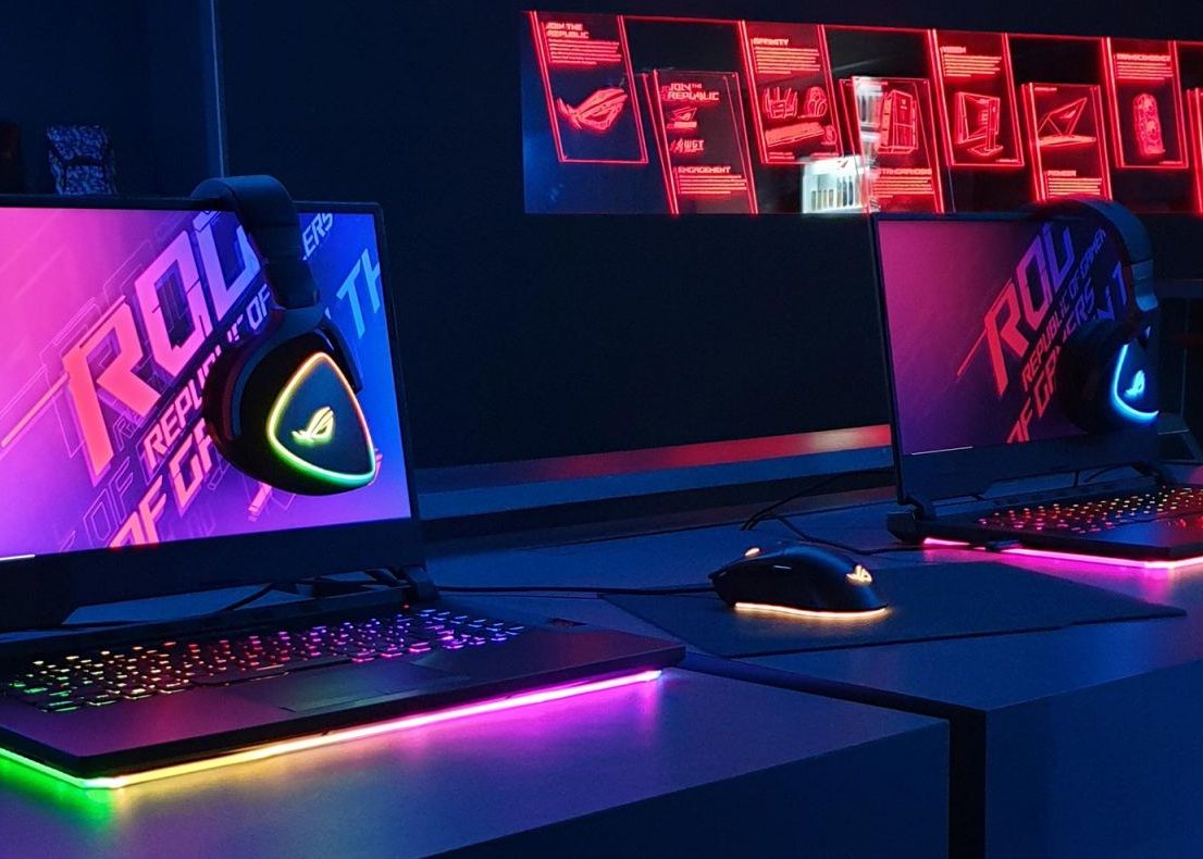 Asus a lansat laptopul cu cel mai rapid display din lume Asus A Lansat Laptopul Cu Cel Mai Rapid Display Din Lume