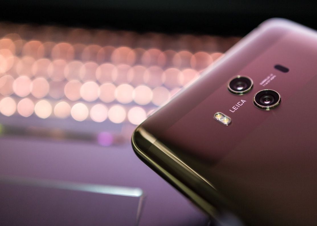 Telefonul misterios de la Huawei care tocmai a fost brevetat în China Telefonul Misterios De La Huawei Care Tocmai A Fost Brevetat In China