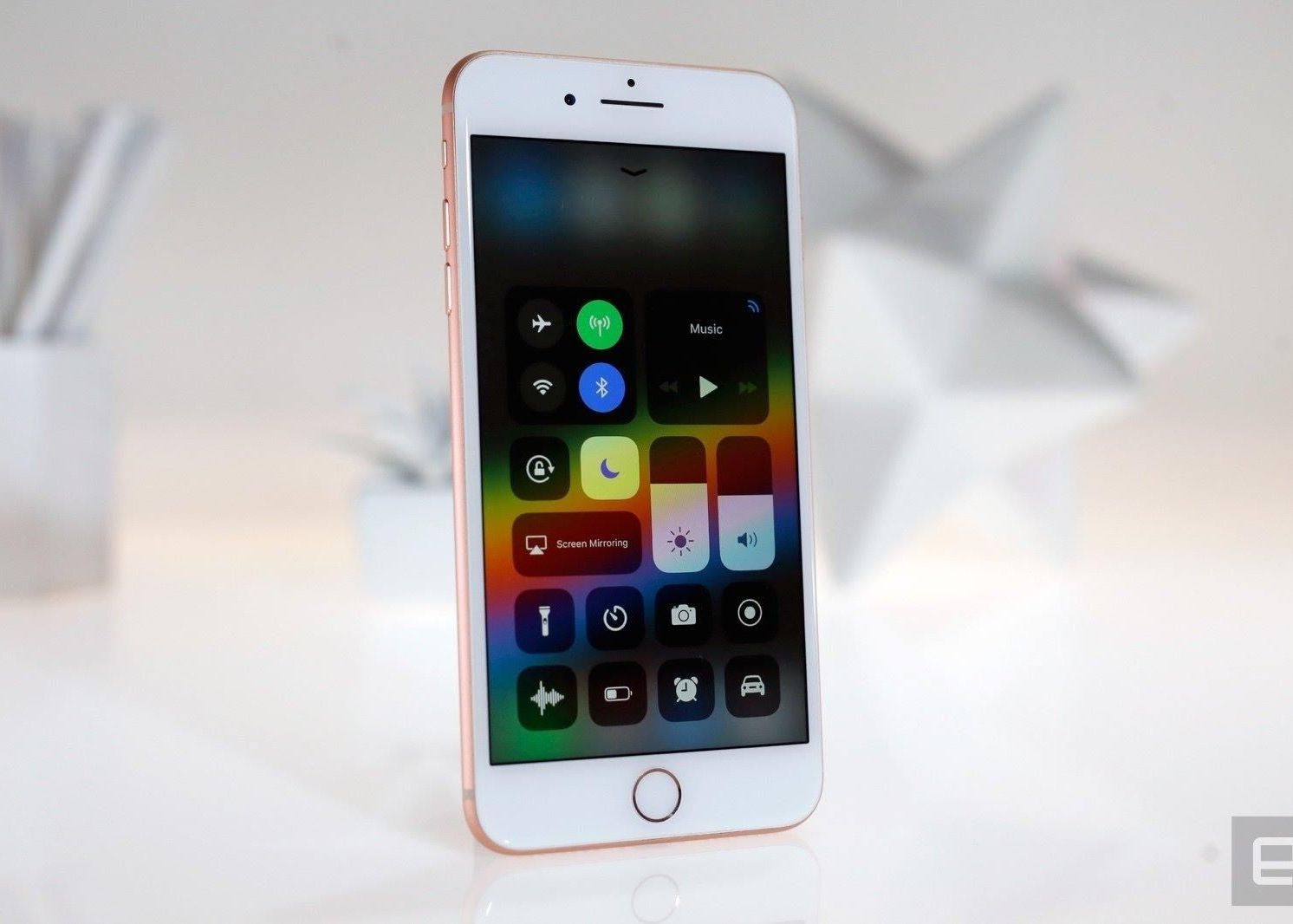 Telefonul Surpriza Pe Care Apple L Ar Lansa In Martie Anul Viitor