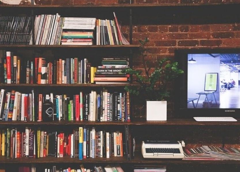 Cum Imbinam Educatia Cu Tehnologia Pentru Salvarea Sistemului Educational Romanesc