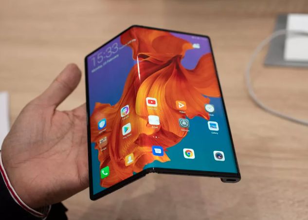 Huawei Pregateste Al Doilea Model De Telefon Pliabil Cum Va Arata Mate Xs