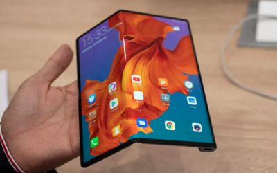 Huawei pregătește al doilea model de telefon pliabil. Ce noutăți aduce Mate Xs