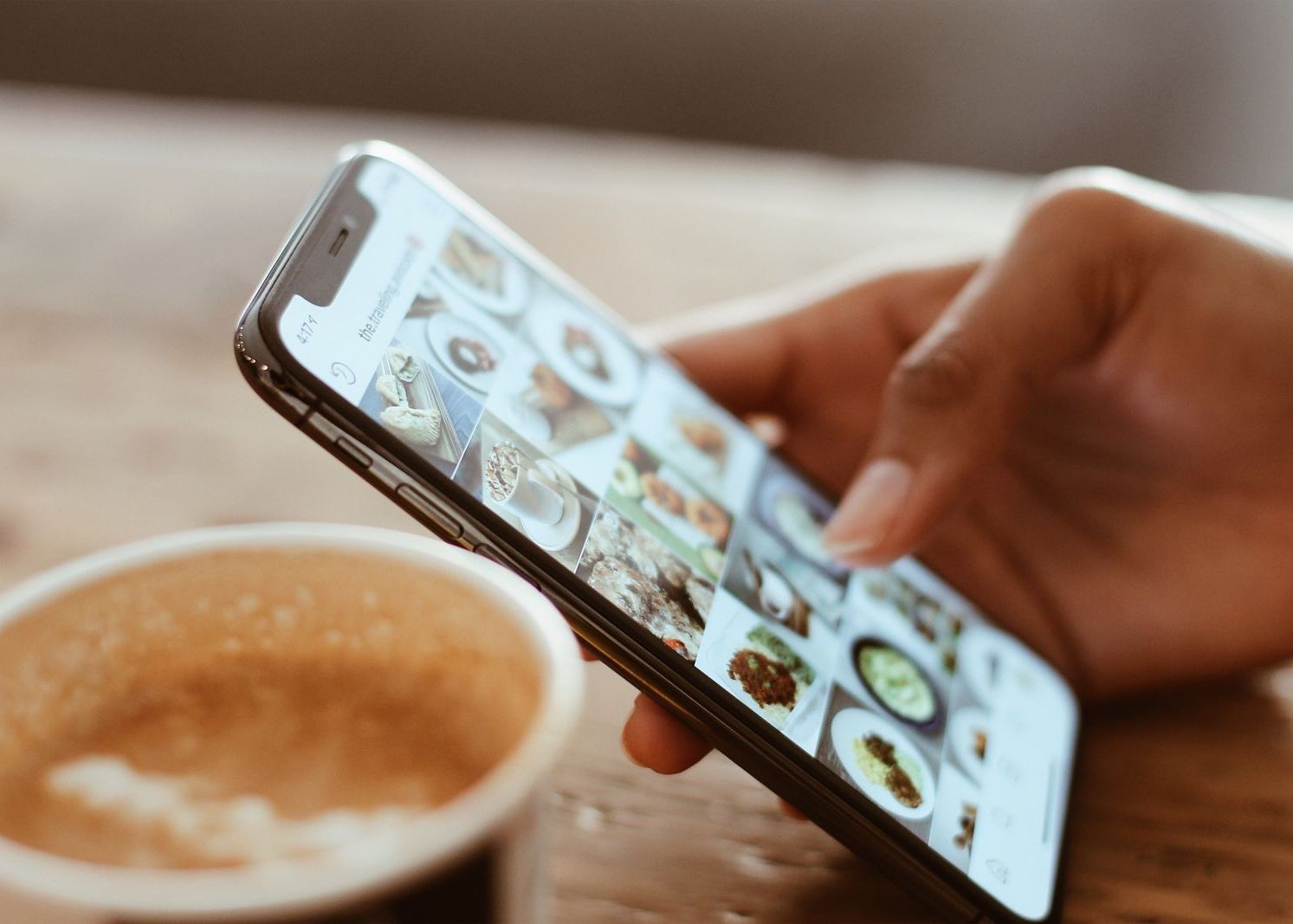 Ce nu mai ai voie să postezi pe Facebook și Instagram. Influencerii sunt revoltați Ce Nu Mai Ai Voie Sa Postezi Pe Facebook Si Instagram Influencerii Sunt Revoltati