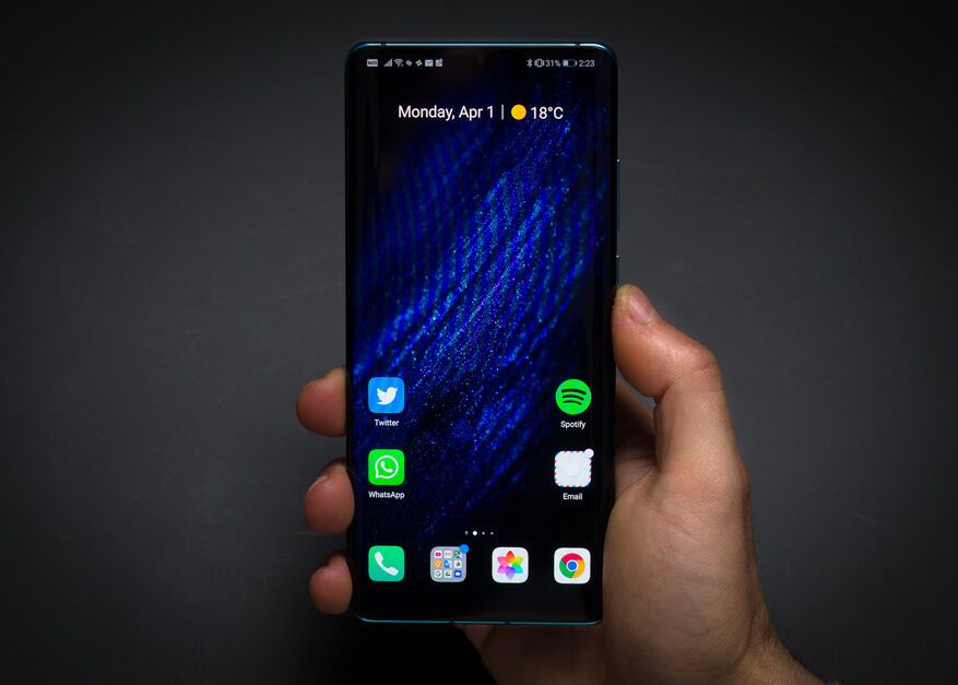 In Ciuda Scandalului Cu Sua Huawei A Reusit Sa Vanda 5 Milioane De Telefoane Pe Saptamana In 2019