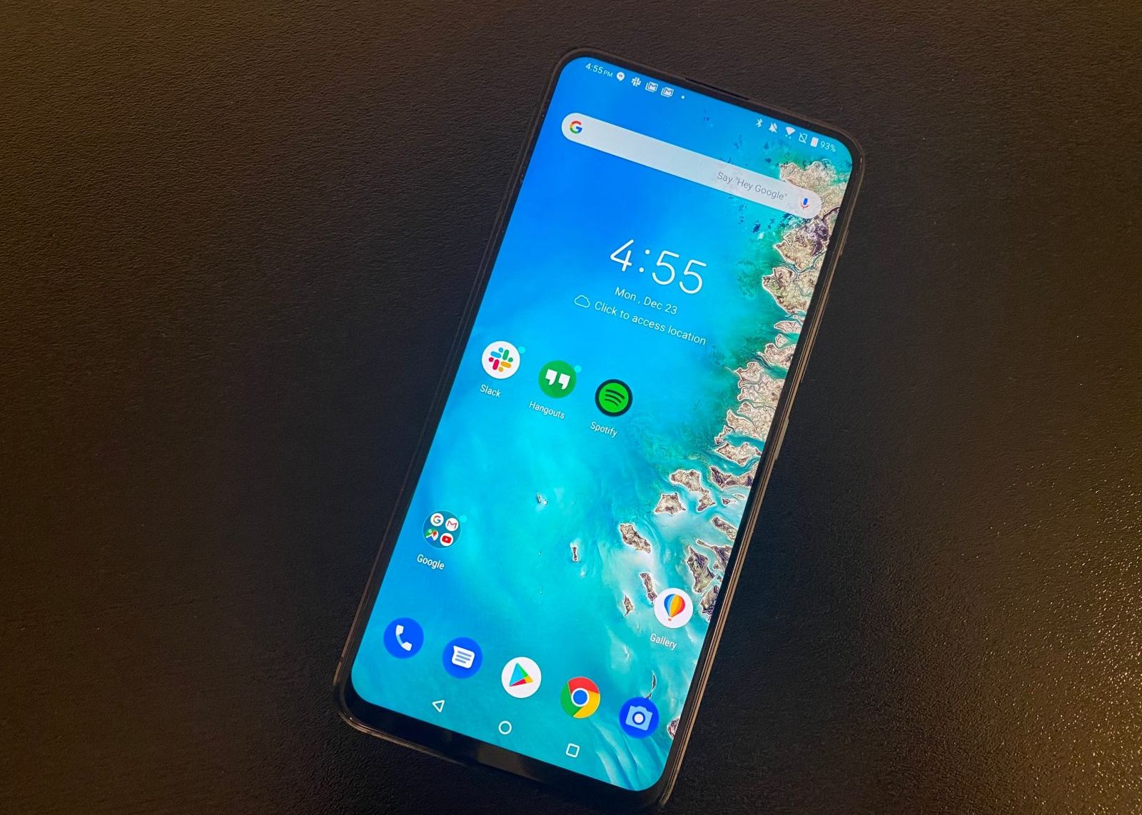 E Aproape Necunoscut E Destul De Ieftin Si E Unul Dintre Cele Mai Bune Telefoane Android Lansate In 2019
