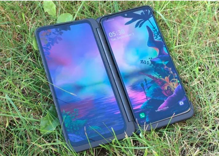 Răspunsul ingenios al LG la moda telefoanelor pliabile. Alternativa aproape SF propusă de companie Raspunsul Ingenios Al Lg La Moda Telefoanelor Pliabile Alternativa Aproape Sf Propusa De Companie