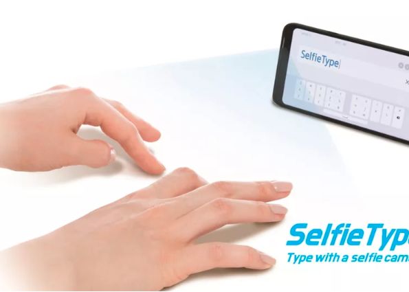 Selfietype Tastatura Invizibila Lansata De Samsung Functioneaza Cu Ajutorul Inteligentei Artificiale