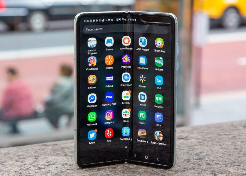 Cosmarul Galaxy Fold Cate Telefoane Pliabile A Vandut Samsung La Finalul Anului Trecut