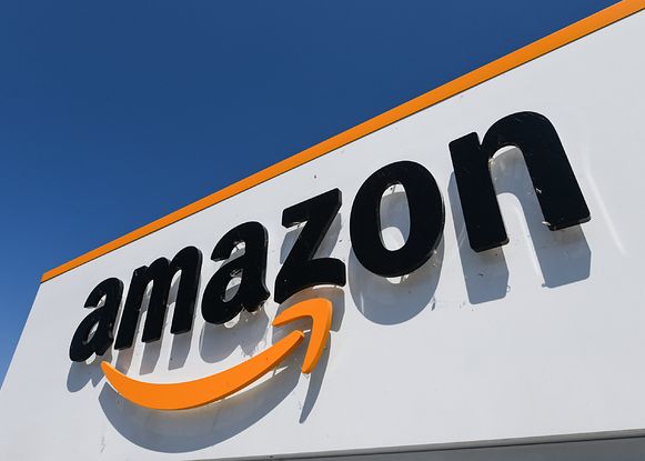 Scandalul în care gigantul Amazon s-a trezit după ce a donat aproape 700.000 de dolari pentru incendiile din Australia Scandalul In Care Gigantul Amazon S A Trezit Dupa Ce A Donat Aproape 700 000 De Dolari Pentru Incendiile