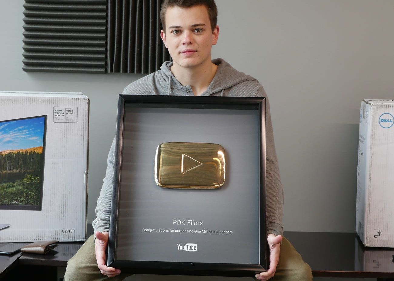 Cât încasează utilizatorii de Youtube care produc 100.000, 1 milion și 150 de milioane de vizualizări Cat Incaseaza Utilizatorii De Youtube Care Produc 100 000 1 Milion Si 150 De Milioane De Vizualizari