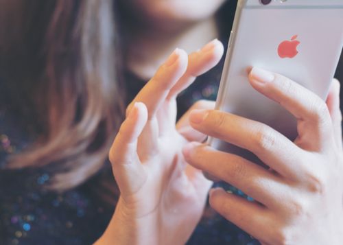 Prima Schimbare Pe Care Trebuie Sa O Faci La Iphone Ul Tau Daca Vezi Ca Bateria Cedeaza Repede