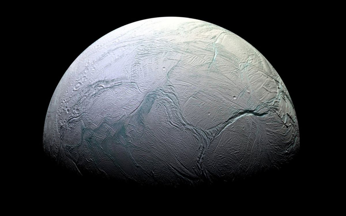 Pe Unul Dintre Satelitii Planetei Saturn Poate Exista Viata Extraterestra