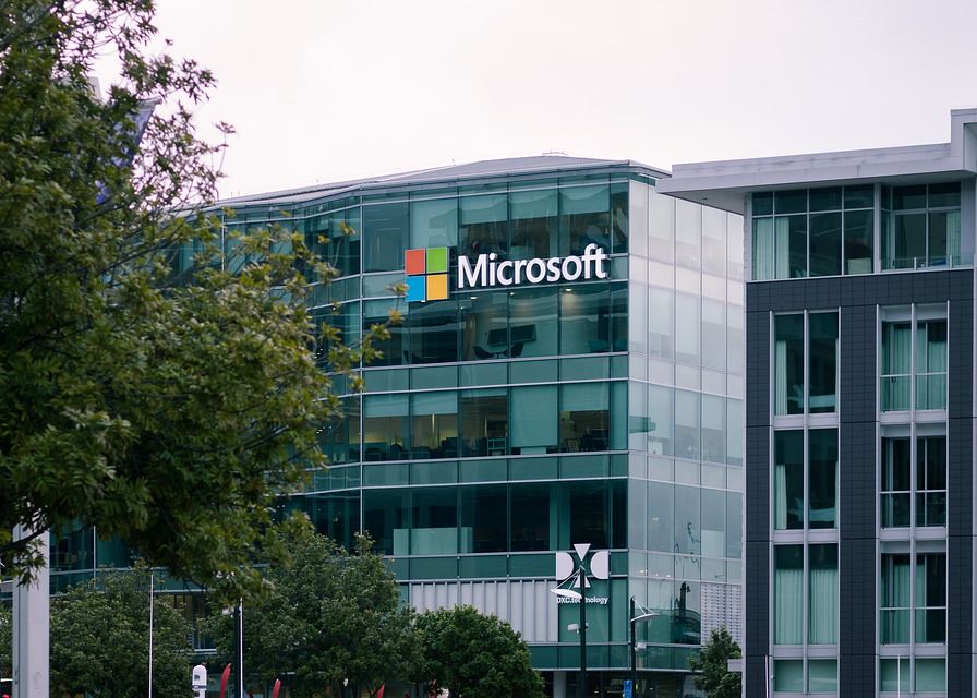 Angajamentul pe care și-l ia Microsoft pentru următorul deceniu. Ce va face compania până în 2030 Angajamentul Pe Care Si L Ia Microsoft Pentru Urmatorul Deceniu Ce Va Face Compania Pana In 2030