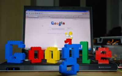 Producătorii de telefoane se unesc împotriva Google. Strategia pe care o pun la punct unele dintre cele mai cunoscute companii din lume
