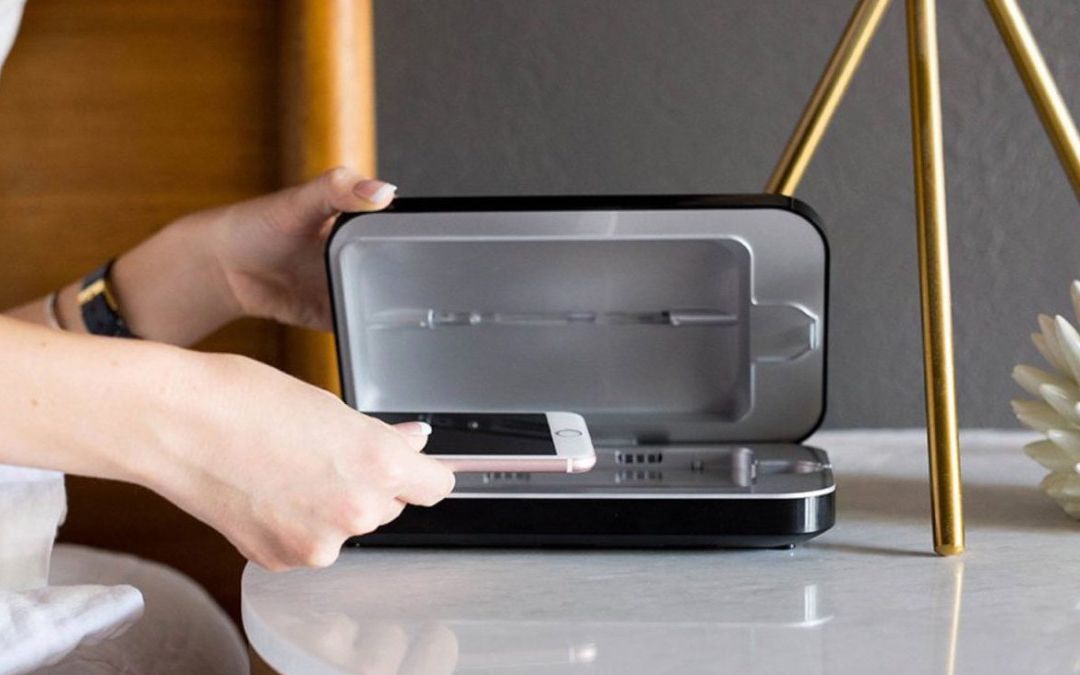 Asta E Culmea Ar Fi Aparut Primul Device Care Iti Protejeaza Telefonul De Coronavirus