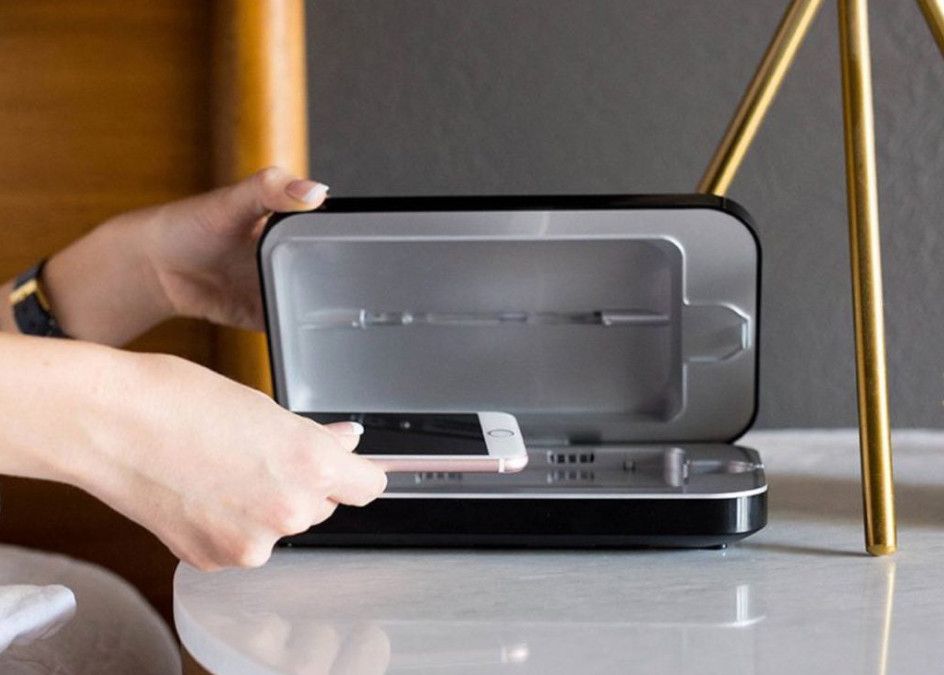 Asta E Culmea Ar Fi Aparut Primul Device Care Iti Protejeaza Telefonul De Coronavirus