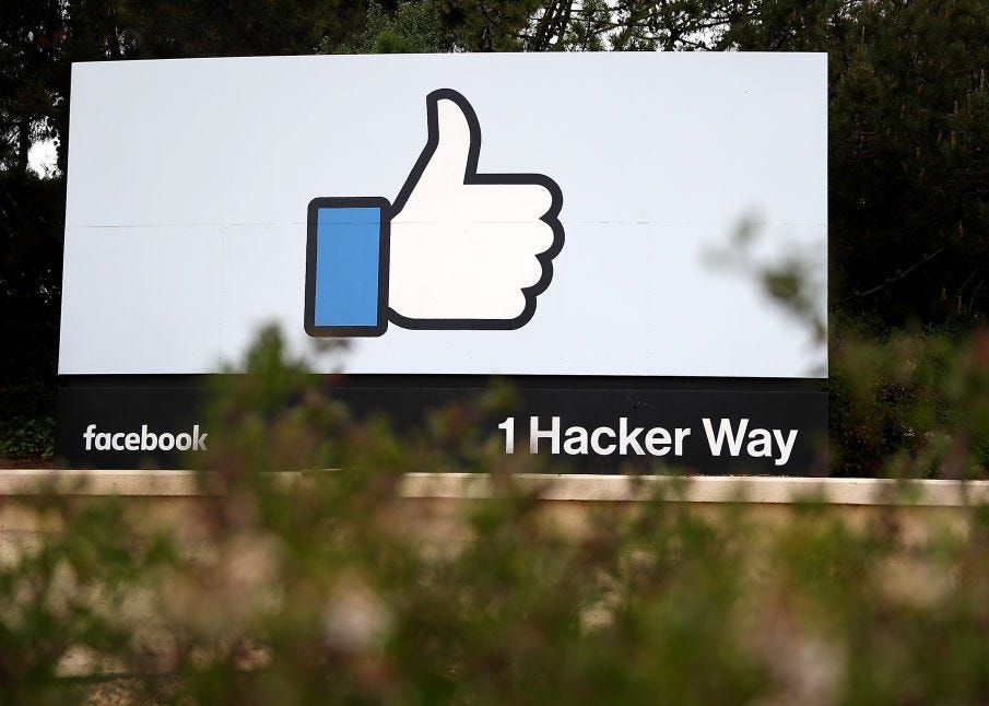 Problemele Cu Care Se Confrunta Facebook Din Cauza Coronavirusului Anuntul Companiei Catre Angajati