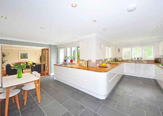 P Top 5 Idei De Pardoseala Pentru Bucataria Casei Tale