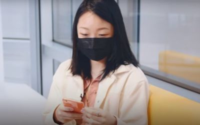 Cum poți folosi sistemul FaceID dacă porți mască de protecție? Iată ce trebuie să faci
