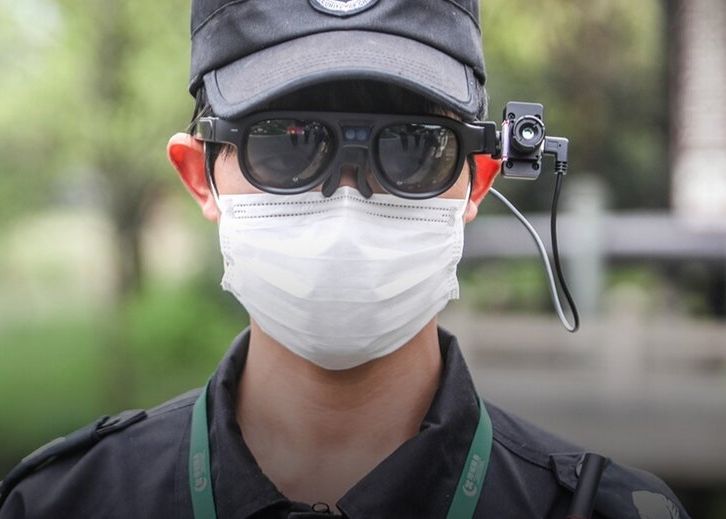 Ochelarii inteligenți care ajută la prevenirea infecției cu noul coronavirus Ochelarii Inteligenti Care Ajuta La Prevenirea Infectiei Cu Noul Coronavirus