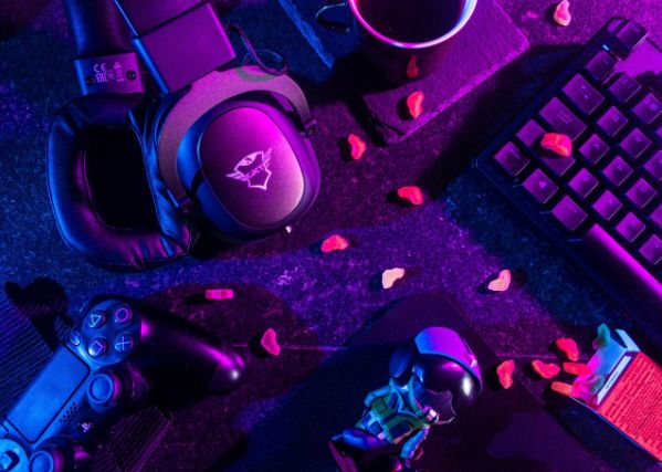 (P) Top 3 gadgeturi pe care orice gamer trebuie sa le aibă P Top 3 Gadgeturi Pe Care Orice Gamer Trebuie Sa Le Aiba