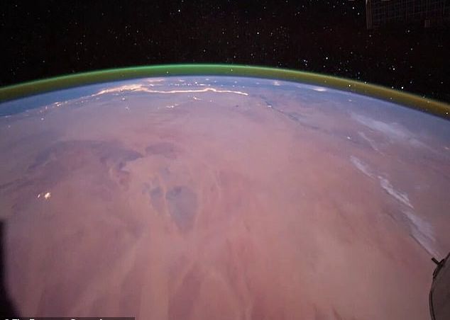 Fenomen neașteptat, observat prima dată în atmosfera planetei Marte Fenomen Neasteptat Observat Prima Data In Atmosfera Planetei Marte