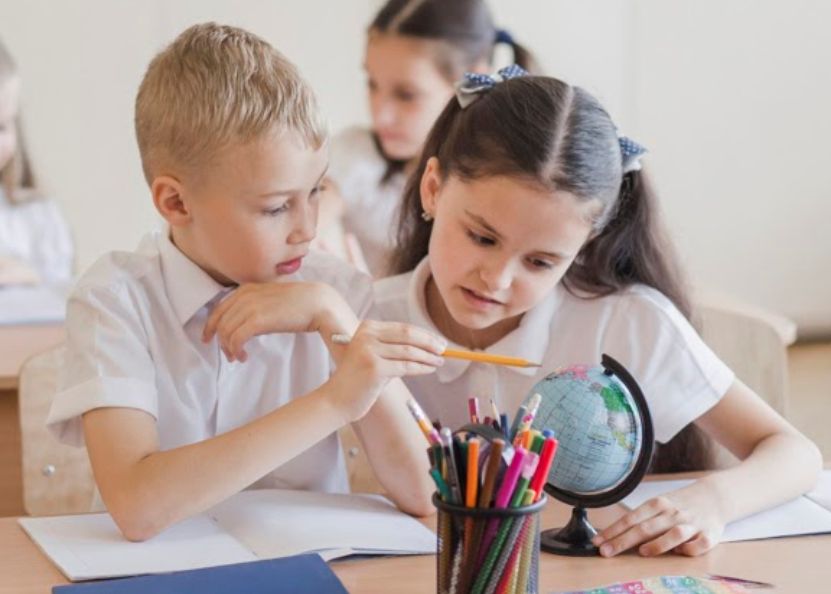 (P) Cum se poate adapta cel mic mult mai simplu la programul de școală? P Cum Se Poate Adapta Cel Mic Mult Mai Simplu La Programul De Scoala