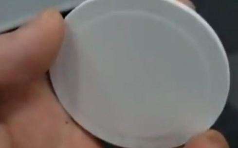 Accesoriul Fara Care Nu Vei Putea Folosi Iphone Apare Intr Un Video Compania Il Va Vinde Separat De Telefon