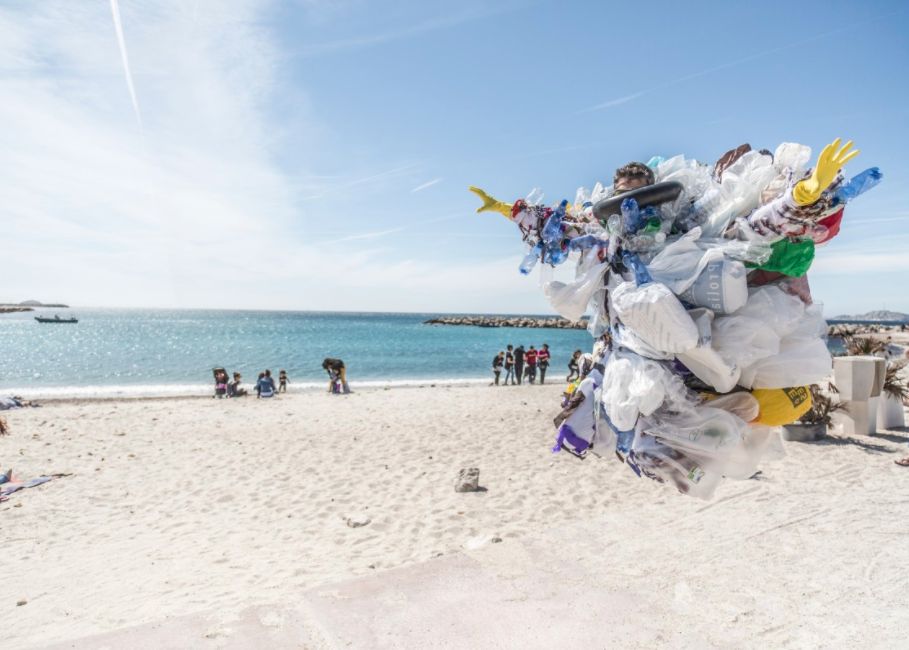 Descoperirea Care Ar Putea Salva Lumea O Noua Super Enzima Distruge Plasticul De Sase Ori Mai Repede