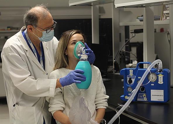 Aparatul care te scapă de mahmureală în timp record! Cât de repede acționează? Aparatul Care Te Scapa De Mahmureala Cat De Repede Actioneaza