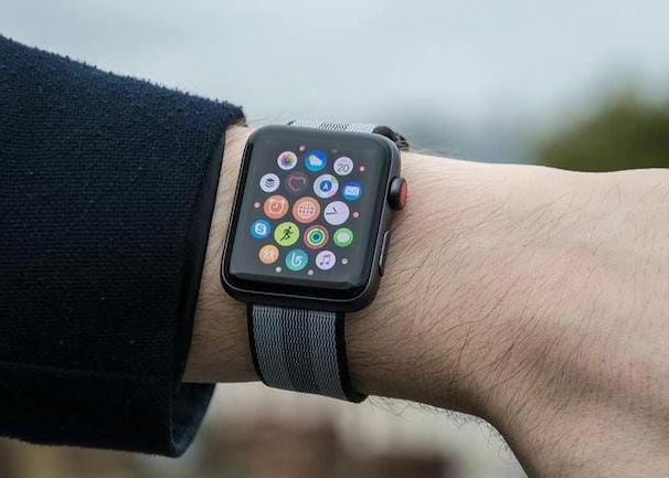 Smartwatch Urile Pot Salva Vieti Cum Pot Detecta Daca Ai Covid Inainte Sa Ai Simptome