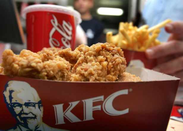 Inovatia De Top Implementata De Kfc Cum Isi Vor Primi Clientii Mancarea