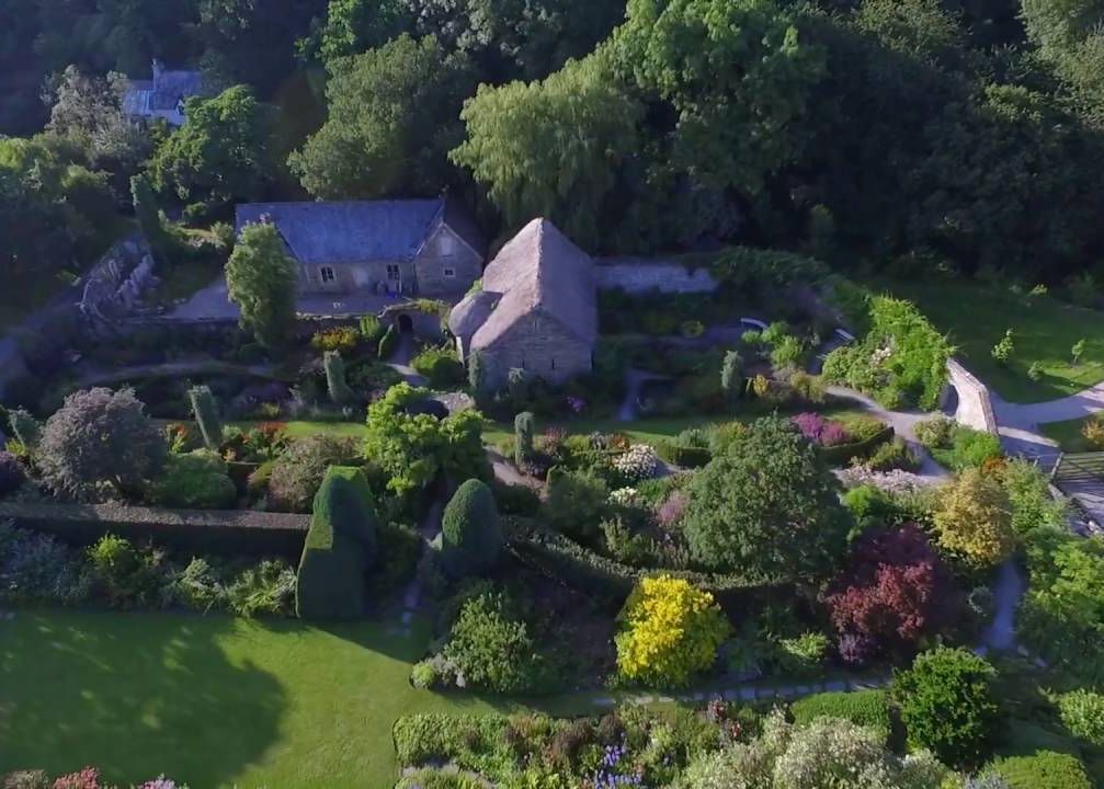 Sapau Pamantul In Gradina Cand Au Facut O Descoperire Uluitoare Nu Le A Venit Sa Creada Ce Au Gasit Chiar