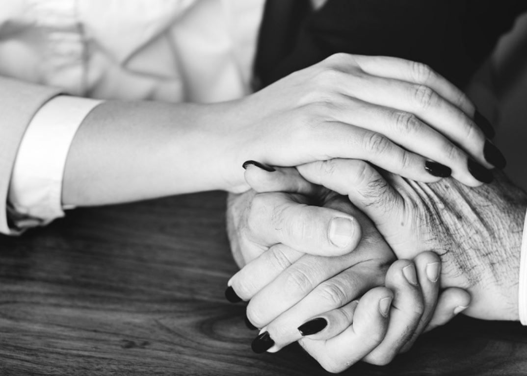 (P) O firmă de servicii funerare vă spune tot ce trebuie să știți despre ajutorul de înmormântare! P O Firma De Servicii Funerare Va Spune Tot Ce Trebuie Sa Stiti Despre Ajutorul De Inmormantare