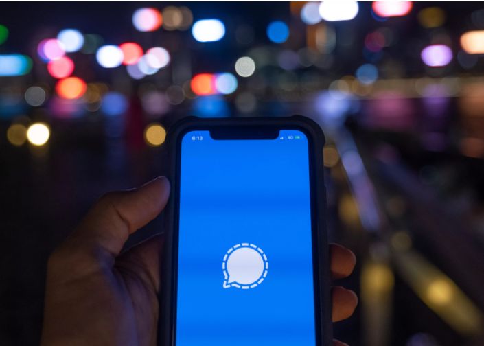 Ce aplicații să încerci dacă nu mai vrei să folosești WhatsApp. Două alternative chiar mai bune Ce Aplicatii Sa Incerci Daca Nu Mai Vrei Sa Folosesti Whatsapp Doua Alternative Chiar Mai Bune