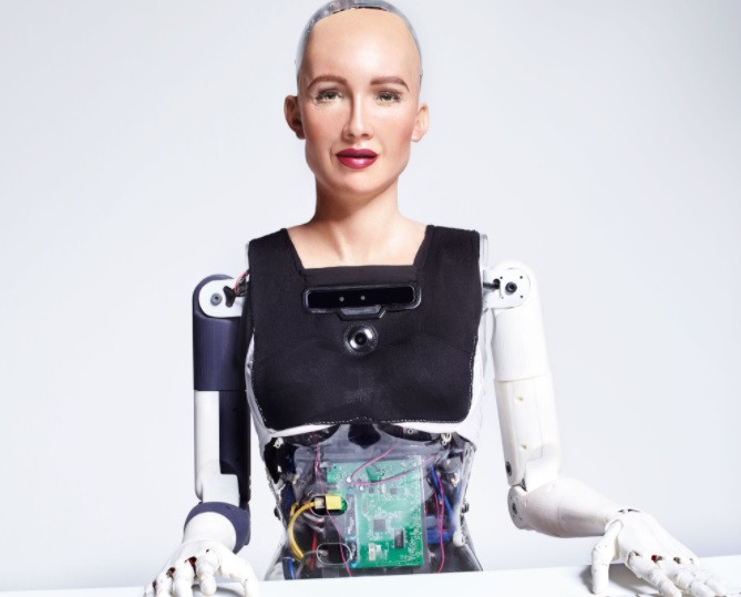 Mii de roboți ar putea ajuta la depășirea crizei generate de pandemia COVID-19