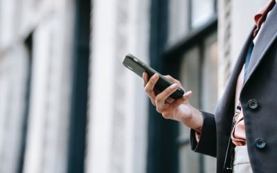 Un brand celebru ar putea lansa anul acesta un smartphone pliabil