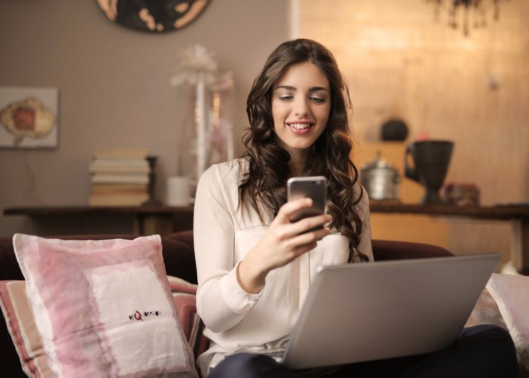 Telefonul viitorului va avea senzor de recunoaștere facială integrat în ecran Telefonul Viitorului Va Avea Senzor De Recunoastere Faciala Integrat In Ecran