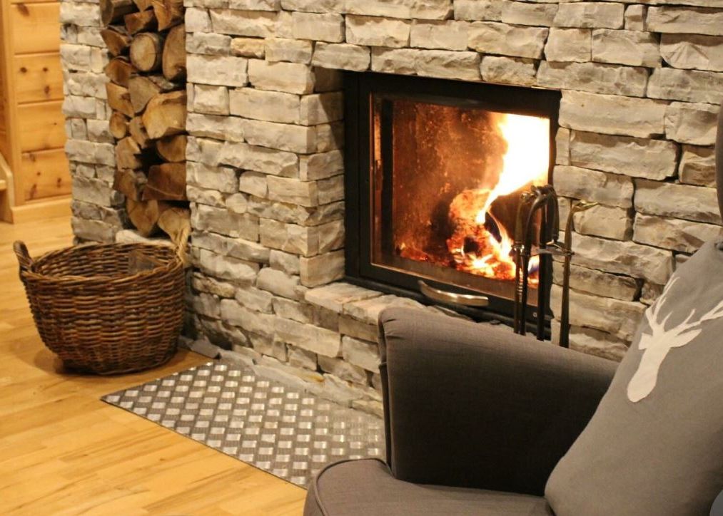 (P) Păreri Pefoc - impactul pozitiv al șemineelor în amenajarea cu stil a locuinței tale! P Pareri Pefoc Impactul Pozitiv Al Semineelor In Amenajarea Cu Stil A Locuintei Tale