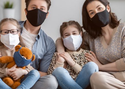 Care Sunt Sansele Sa Te Imbolnavesti De Covid 19 Daca Stai In Aceeasi Casa Cu Cineva Care Are Virusul