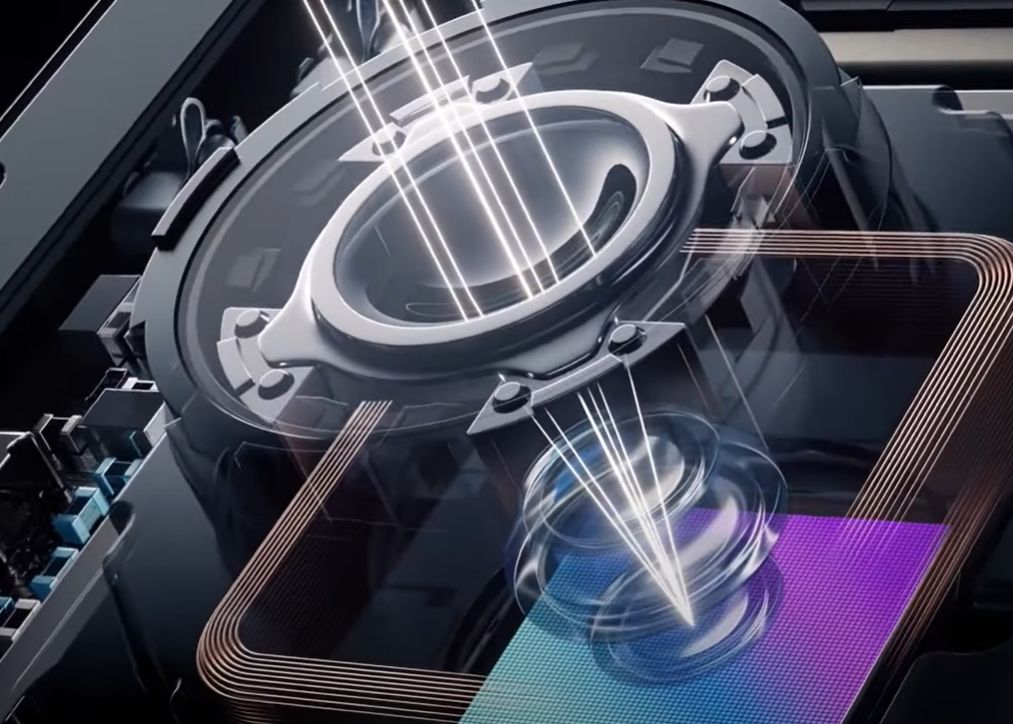 Se Lanseaza Telefonul Cu Lentila Lichida Ce Inseamna Asta Pentru Fotografia Pe Smartphone