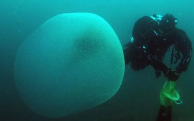 Ce sunt misterioasele sfere uriașe descoperite în Marea Mediterană?